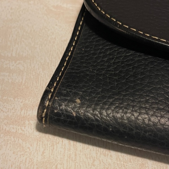 Dooney & Bourke Black Pebbled Leather Continental Wallet Clutch - Picture 2 of 12